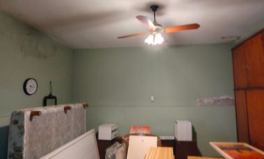 VENTA CASA 3 AMBIENTES TAPIALES PILETA LOCAL