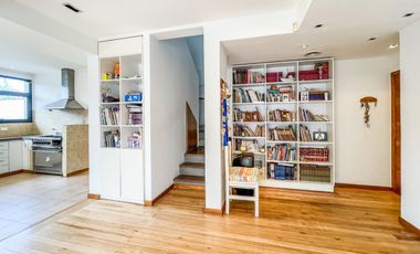 Casa en Venta en City Bell – Parque y Pileta