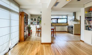 Casa en Venta en City Bell – Parque y Pileta