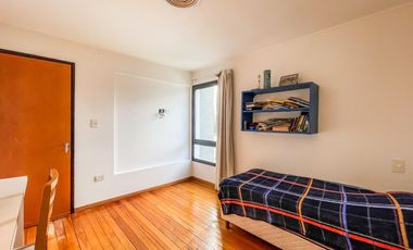 Casa en Venta en City Bell – Parque y Pileta