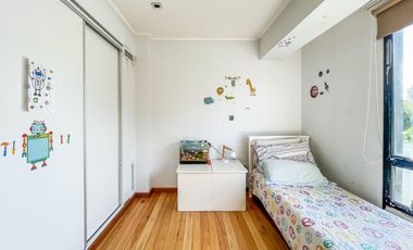 Casa en Venta en City Bell – Parque y Pileta