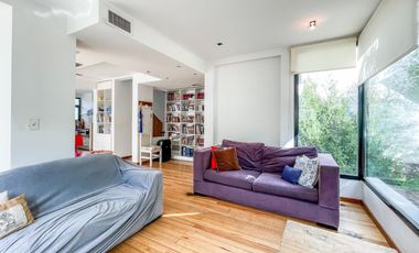 Casa en Venta en City Bell – Parque y Pileta