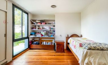 Casa en Venta en City Bell – Parque y Pileta