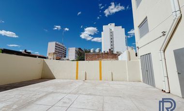 Piso en venta c/ cochera en Centro