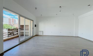 Piso en venta c/ cochera en Centro