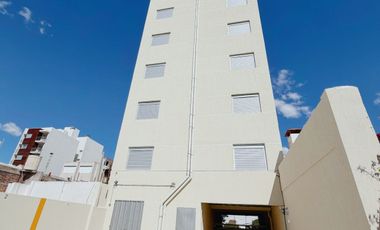 Piso en venta c/ cochera en Centro