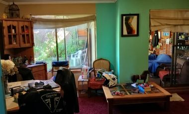 Casa en Venta en BAYONA 2335