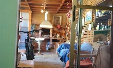 Casa en Venta en BAYONA 2335