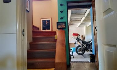 Casa en Venta en BAYONA 2335