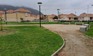 ACOGEDORA CASA EN CONDOMINIO SERENA ORIENTE,