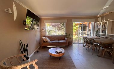 ACOGEDORA CASA EN CONDOMINIO SERENA ORIENTE,