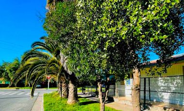 Casa en venta c/ estacionamiento en Peralillo