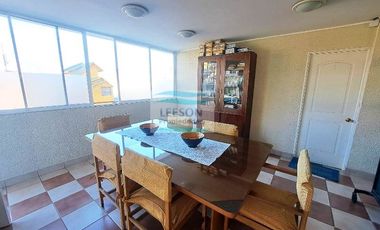 CERRO BARÓN-  DEPARTAMENTO VENTA 3D/3B CON VISTA AL MAR
