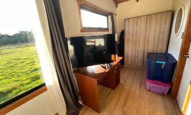 PARCELA CON CASA  PARA VIVIR  3 DORMITORIOS Y 2 BAÑOS