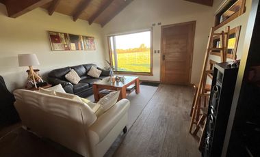 PARCELA CON CASA  PARA VIVIR  3 DORMITORIOS Y 2 BAÑOS