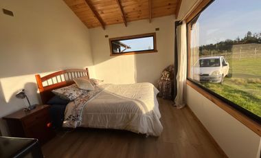 PARCELA CON CASA  PARA VIVIR  3 DORMITORIOS Y 2 BAÑOS