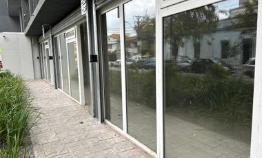 ARRIENDO LOCAL COMERCIAL 1HAB 1BA SANTIAGO