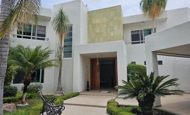 RESIDENCIA EN VENTA EN VALLE DEL CAMPANARIO AL NORTE DE AGUASCALIENTES.