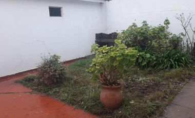 Casa en venta - 3 Dormitorios 2 Baños - Cochera - 200Mts2 - Mar de Ajó