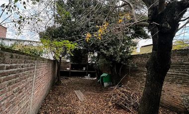 Casa en venta - 3 Dormitorios 2 Baños - Local - 446Mts2 - Saladillo