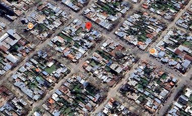 Casa en venta - 3 Dormitorios 2 Baños - Local - 446Mts2 - Saladillo