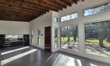 Casa en venta - 2 Dormitorios 2 Baños - Costa del Este