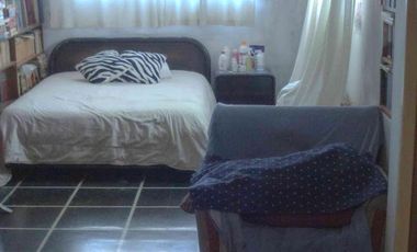 Casa en Venta -  Florida, 4/5 amb, 2 plantas, c/jardín y parrilla.