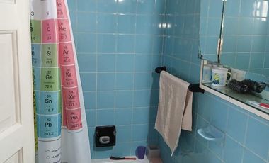 Casa en Venta -  Florida, 4/5 amb, 2 plantas, c/jardín y parrilla.