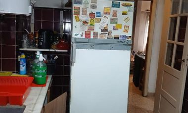 Casa en Venta -  Florida, 4/5 amb, 2 plantas, c/jardín y parrilla.