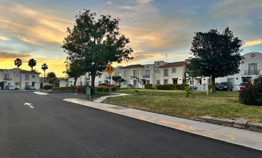 Juriquilla Santa Fe | Frente a Área Verde | Amplia Terraza | 3 Rec | Sala de TV