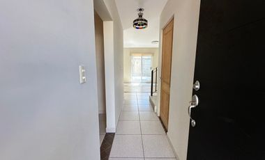 Juriquilla Santa Fe | Frente a Área Verde | Amplia Terraza | 3 Rec | Sala de TV