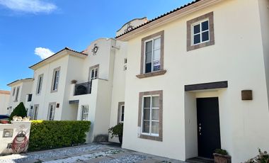 Juriquilla Santa Fe | Frente a Área Verde | Amplia Terraza | 3 Rec | Sala de TV