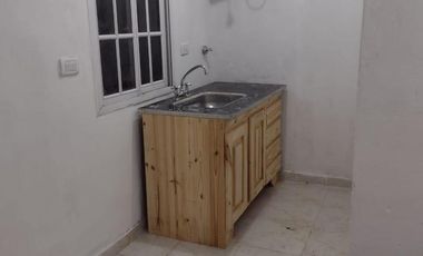 Casa en venta - 2 Dormitorios 1 Baño - 300Mts2 - Carmen de Areco
