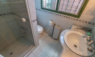 Casa en  venta de 5 Ambientes en Villa Adelina