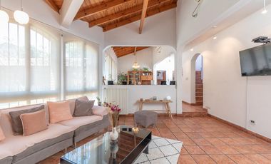 Casa en  venta de 5 Ambientes en Villa Adelina
