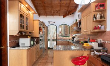 Casa en  venta de 5 Ambientes en Villa Adelina
