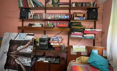 PH venta al frente con entrada independiente de 3 ambiente con cochera y patio  - Wilde