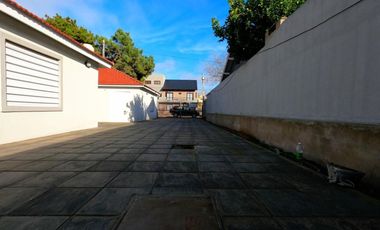 Casa en venta - 3 Dormitorios 1 Baño - Costa Azul