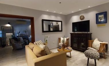 Casa 4D en venta en Barrio Las Marias, Av Fanzolato al 100, Yerba Buena