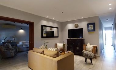 Casa 4D en venta en Barrio Las Marias, Av Fanzolato al 100, Yerba Buena