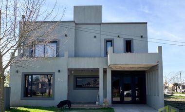 Casa en Venta. Excelente Estado!