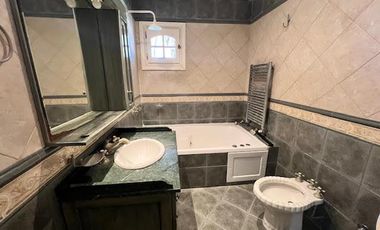 CASA ALQUILER CASTELAR