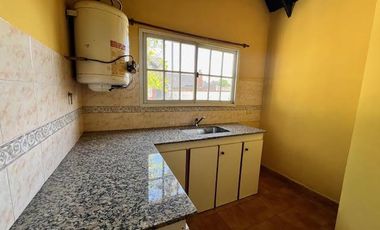 CASA ALQUILER CASTELAR