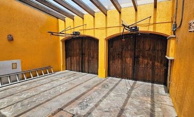 Venta de Casa en el Club de Golf San Carlos, Edo. de México.