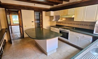 Venta de Casa en el Club de Golf San Carlos, Edo. de México.