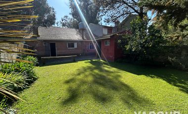 Casa en venta - 3 Dormitorios 2 Baños - Cochera - 300Mts2 - Santa Clara del Mar