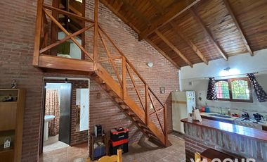 Casa en venta - 3 Dormitorios 2 Baños - Cochera - 300Mts2 - Santa Clara del Mar