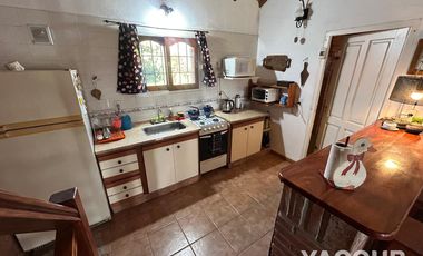 Casa en venta - 3 Dormitorios 2 Baños - Cochera - 300Mts2 - Santa Clara del Mar