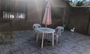 Casa en venta - 4 Dormitorios 2 Baños - Mar del Plata