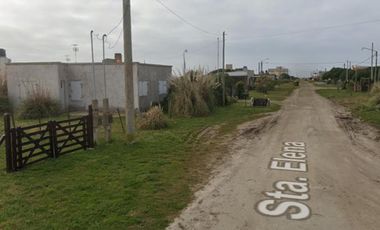 Casa en alquiler temporario - 2 Dormitorios 1 Baño - Mar de Cobo